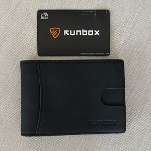 Runbox Wallet for Men. Has RDIF protection. With money clip to hold bills.